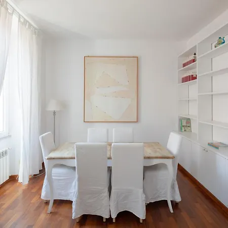 Spacious Bright Apartment Next To The Vatican - Large Elevator!